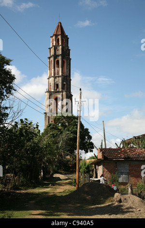 Watch Tower à Manaca Iznaga estate dans la vallée de los Ingenios près de Trinidad, Cuba. Banque D'Images