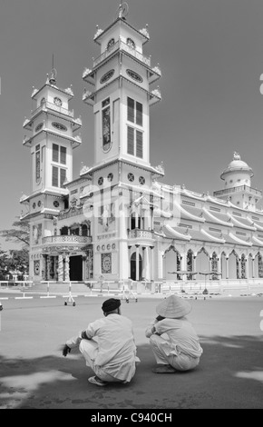 L'Asie, Vietnam, Tay Ninh. Saint-siège caodaïste de Tay Ninh. Les Cao Dai Great Temple divin (construit 1933-1955). Banque D'Images