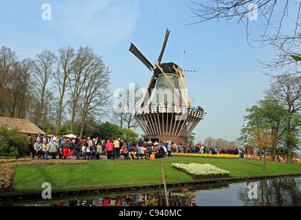 Un moulin au Keukenhof aux Pays-Bas Banque D'Images