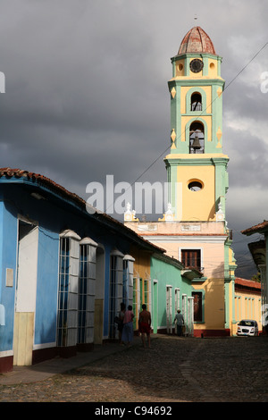 Clocher de l'ancien monastère Augustin de Saint François d'assise à Trinidad, Cuba. Banque D'Images