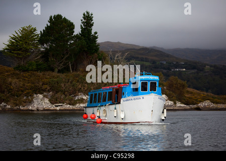 Le port ferry de Queen II pour les jardins tropicaux de l'île de Garinish, Glengarriff, West Cork, Irlande Banque D'Images