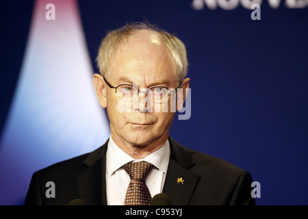 HERMAN VAN ROMPUY PRÉSIDENT DU CONSEIL EUROPÉEN 04 novembre 2011 PALAIS DE FESTIVAL CANNES FRANCE Banque D'Images