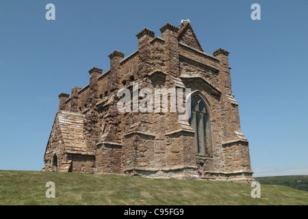 Chapelle de Sainte Catherine est sur une colline dominant le joli village d'Abbotsbury, Dorset, UK. Banque D'Images