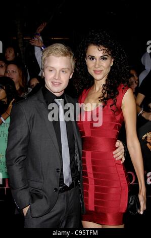 Noel Fisher au niveau des arrivées pour La Saga Twilight : Breaking Dawn - Part 1 Premiere, Nokia Theatre à Los Angeles. Vivre, Los Angeles, CA le 14 novembre 2011. Photo par : Michael Germana/Everett Collection Banque D'Images