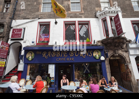 L'Écosse, Édimbourg, café sur le Royal Mile Banque D'Images