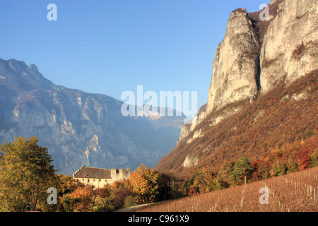 Castello di Monreale (château), région du Trentin, Italie Banque D'Images