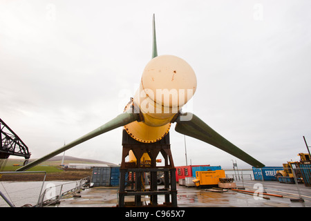 Une turbine marémotrice sur le quai de Kirkwall, Orkney, Scotland, UK Banque D'Images