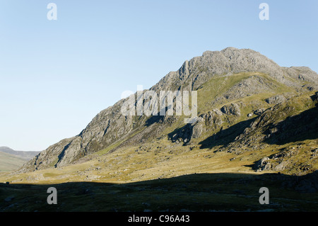 Tryfan baigné dans la lumière du soir Banque D'Images