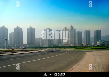 Dalian en Chine. Vue panoramique. En journée d'été. Banque D'Images