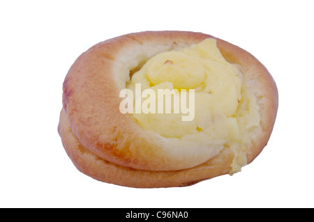 Bagel avec fromage à la crème fraîchement isolés et Banque D'Images