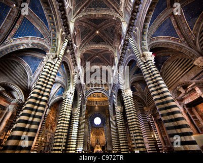 Entrée privée Sainte Marie de l'Assomption, La Cathédrale de Santa Maria Assunta, Duomo di Siena, Toscane, Italie, Europe. La Cathédrale de Sienne Banque D'Images