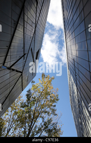 Musée juif de Berlin, conçu par Daniel Libeskind, Berlin, Allemagne Banque D'Images