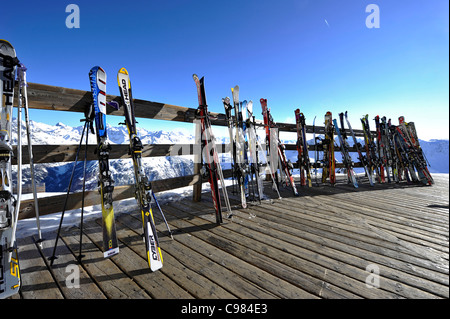 La plate-forme panoramique, station sur le sommet de la montagne, de Gaislachkogl, 3058m, Sölden, Autriche, Europe Banque D'Images