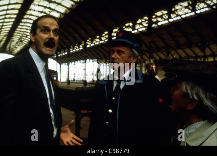 Aiguilles Année : 1986 - UK Réalisateur : Christopher Morahan John Cleese Banque D'Images