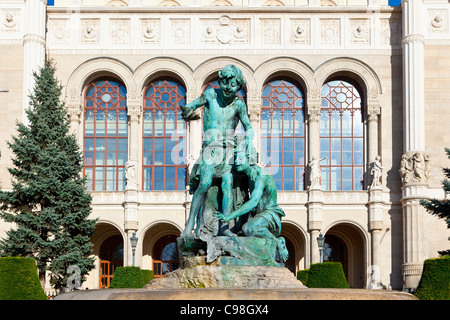 Budapest, la pêche Boys' fontaine Banque D'Images