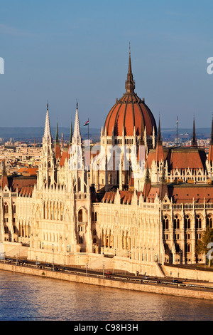 L'Europe, Europe centrale, Hongrie, Budapest, Bâtiment du Parlement hongrois Banque D'Images
