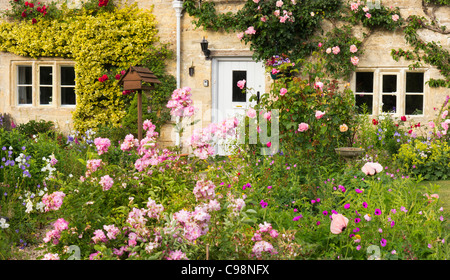 Détail de joli gite, Cotswolds, Gloucestershire, Royaume-Uni Banque D'Images