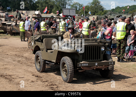 American World War Two jeep sur l'affichage à la guerre de 2011 et à la paix, Hop Farm Paddock Wood, Kent, UK. Banque D'Images