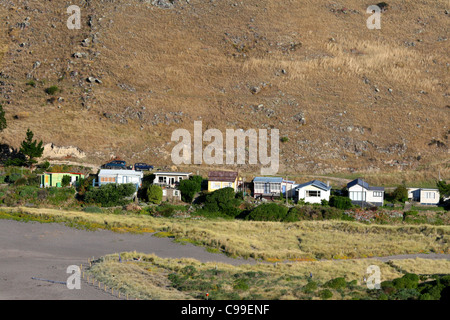 Maison de cabines sur la plage, l'erreur de Taylor La péninsule de Banks, Canterbury, Nouvelle-Zélande, Australie Banque D'Images