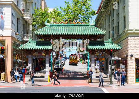 La Porte de Cérémonie Chinatown, San Francisco Banque D'Images