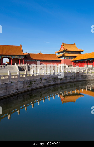 L'eau d'or intérieure qui traverse la cour extérieure, la Cité Interdite, Beijing, Chine, République populaire de Chine, l'Asie Banque D'Images