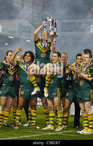 19.11.2011. Leeds, Angleterre. Gillette quatre nations de Rugby League. L'Australie célèbrent leur victoire dans la ligue de rugby 4 nations. Banque D'Images