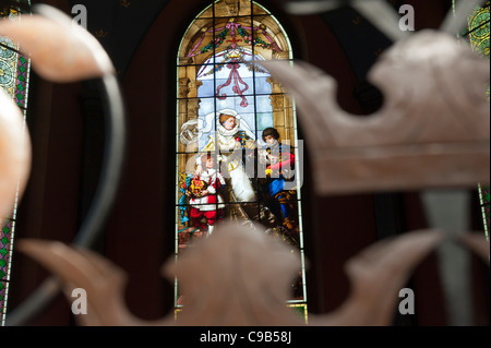 Vitrail de reine Karin Månsdotter, Cathédrale de Turku. La Finlande Banque D'Images