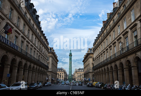 Paris, place Vendôme au coucher du soleil Banque D'Images