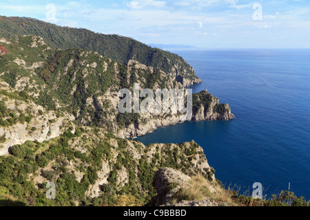 Vue aérienne de Cala Dell'Oro et San Fruttuoso bay dans le parc naturel de Portofino, Italie Banque D'Images