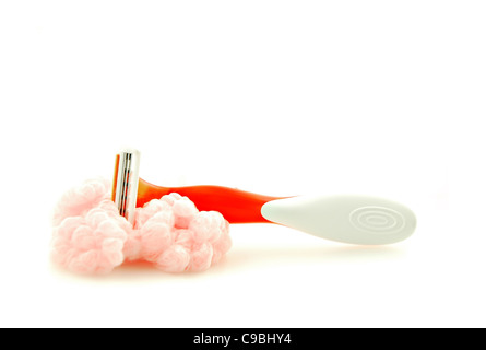 Mesdames et rasoir gel de rasage moussant isolé sur fond blanc Banque D'Images