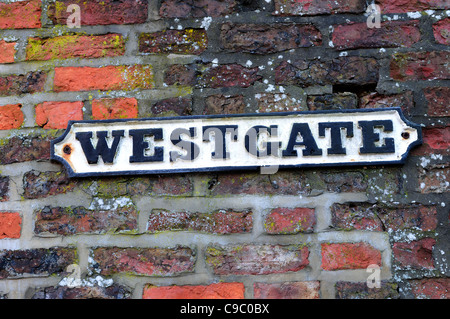 Le Westgate 'Nom de rue Louth Lincolnshire Angleterre signe'. Banque D'Images