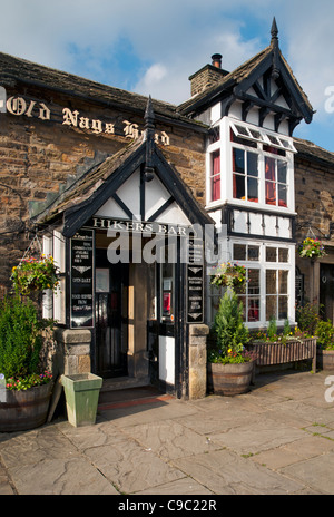 L'ancien Nags Head Inn à Grindsbrook Booth, Edale, Edale, Peak District, Derbyshire, Angleterre, RU Banque D'Images