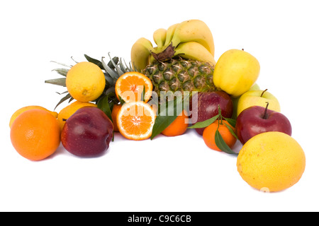 Mélange de fruits isolé sur fond blanc. Banque D'Images