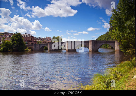 Le 13e siècle Pont St-Etienne sur la Vienne à Limoges Banque D'Images