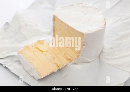 Portion de fromage Brie Banque D'Images