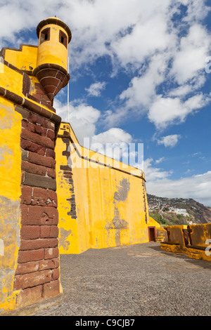 Vue depuis le toit de la Forte de São Tiago - Funchal, Madère, Portugal, Europe Banque D'Images