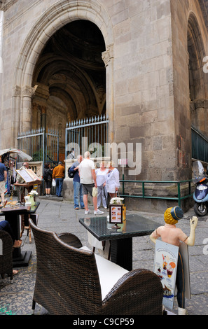 Largo Dominova, un petit square et Sedile Dominova, une working men's club, sont au cœur du quartier historique de Sorrente. Sedile Banque D'Images