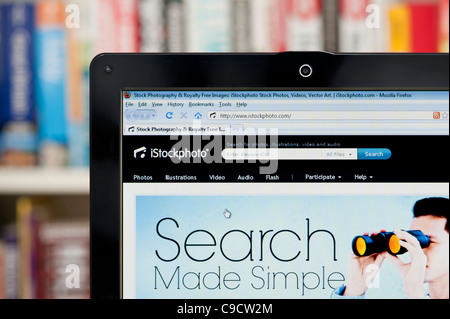 Le site d'iStockphoto tourné contre un meuble en arrière-plan (usage éditorial uniquement : -Print, télévision, e-book et le comité éditorial du site). Banque D'Images