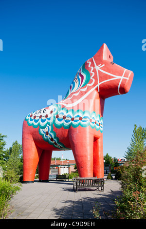 Dala énorme cheval. Un symbole de Dalécarlie en Suède. Banque D'Images