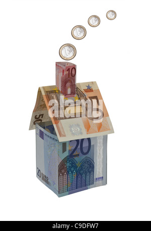 Maison symbolique représentée en Euros Banque D'Images