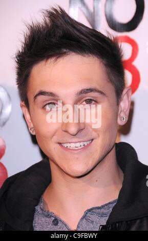 13 déc 2011 - Hollywood, Californie, États-Unis - nous avons passé une troisième célébration de ''NOH8'' Campagne au House of Blues Sunset Strip, à West Hollywood, CA 12/13/11 2011..Mitchel Musso(Image Crédit : Â© Scott Kirkland/Globe Photos/ZUMAPRESS.com) Banque D'Images