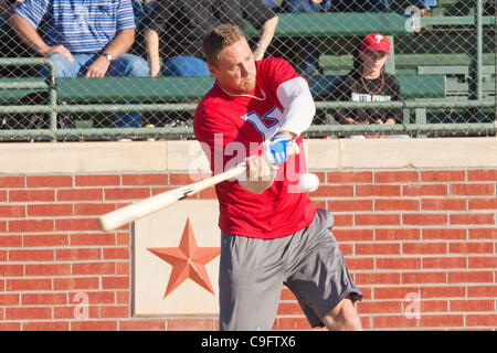 17 mars 2011 - Houston, Texas, États-Unis - Philadelphia Phillies RF Hunter Pence participant à la home-run derby au cours de sa 3ème Conférence Annuelle Hunter Pence au camp de baseball Baseball USA à Houston, TX. (Crédit Image : © Juan DeLeon/Southcreek/ZUMAPRESS.com) Banque D'Images