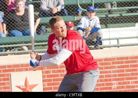 17 mars 2011 - Houston, Texas, États-Unis - Philadelphia Phillies RF Hunter Pence participant à la home-run derby au cours de sa 3ème Conférence Annuelle Hunter Pence au camp de baseball Baseball USA à Houston, TX. (Crédit Image : © Juan DeLeon/Southcreek/ZUMAPRESS.com) Banque D'Images