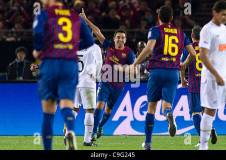 Xavi (Barcelone), le 18 décembre 2011 - Football / Soccer : Xavi de Barcelone célèbre avec ses coéquipiers après avoir marqué leur deuxième but pendant la Coupe du Monde des Clubs de la FIFA match final entre Santos FC 0-4 FC Barcelone au stade international de Yokohama à Kanagawa, Japon. (Photo de Maurizio Borsari/AFL Banque D'Images