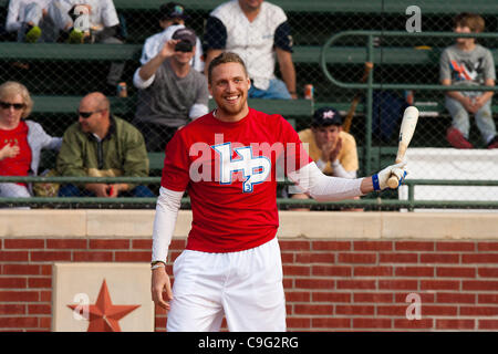 18 déc., 2011 - Houston, Texas, États-Unis - Philadelphia Phillies de Hunter Pence a participé dans le home-run derby au cours de la 3ème Conférence Annuelle Hunter Pence au camp de baseball Baseball USA à Houston, TX. (Crédit Image : © Juan DeLeon/Southcreek/ZUMAPRESS.com) Banque D'Images