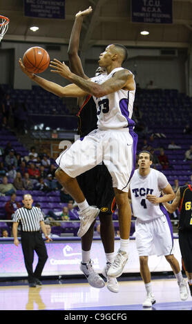 22 déc., 2011 - Fort Worth, Texas, US - TCU Horned Frogs Garlon Avant vert (33) au cours de l'action entre la Grambling State Tigers et le TCU Horned Frogs. Défaites TCU Grambling State 85-53 à Daniel-Meyer Coliseum. (Crédit Image : © Andrew Dieb/ZUMAPRESS.com)/Southcreek Banque D'Images