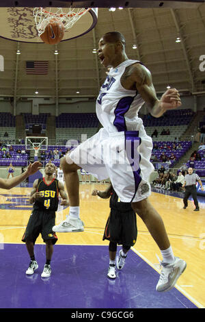 22 déc., 2011 - Fort Worth, Texas, US - TCU Horned Frogs Garlon Avant vert (33) au cours de l'action entre la Grambling State Tigers et le TCU Horned Frogs. Défaites TCU Grambling State 85-53 à Daniel-Meyer Coliseum. (Crédit Image : © Andrew Dieb/ZUMAPRESS.com)/Southcreek Banque D'Images