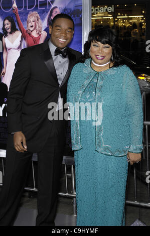 10 janvier 2012 - Hollywood, Californie, États-Unis - Dexter Darden lors de la première du nouveau film de Warner Bros Pictures Joyful Noise, tenue au Grauman's Chinese Theatre, le 9 janvier 2012, à Los Angeles.(Image Crédit : Â© Michael Germana/Globe Photos/ZUMAPRESS.com) Banque D'Images