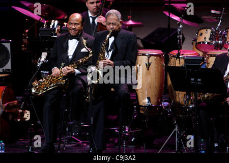 Frank Wess ;Benny Golson ; à la NEA Jazz Masters 2012 Cérémonie de remise des prix et concert le 10 janvier 2012 à Jazz at Lincoln Center's Rose Hall. Crédit photo ; Rahav Iggy Segev/ Photopass.com Banque D'Images