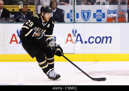 14 janvier 2012 - Dallas, Texas, US - Dallas Stars Avant Steve Ott (29) au cours de l'action entre les Stars de Dallas et l'Avalanche du Colorado. Colorado bat Dallas 2-1 à l'American Airlines Center. (Crédit Image : © Andrew Dieb/ZUMAPRESS.com)/Southcreek Banque D'Images